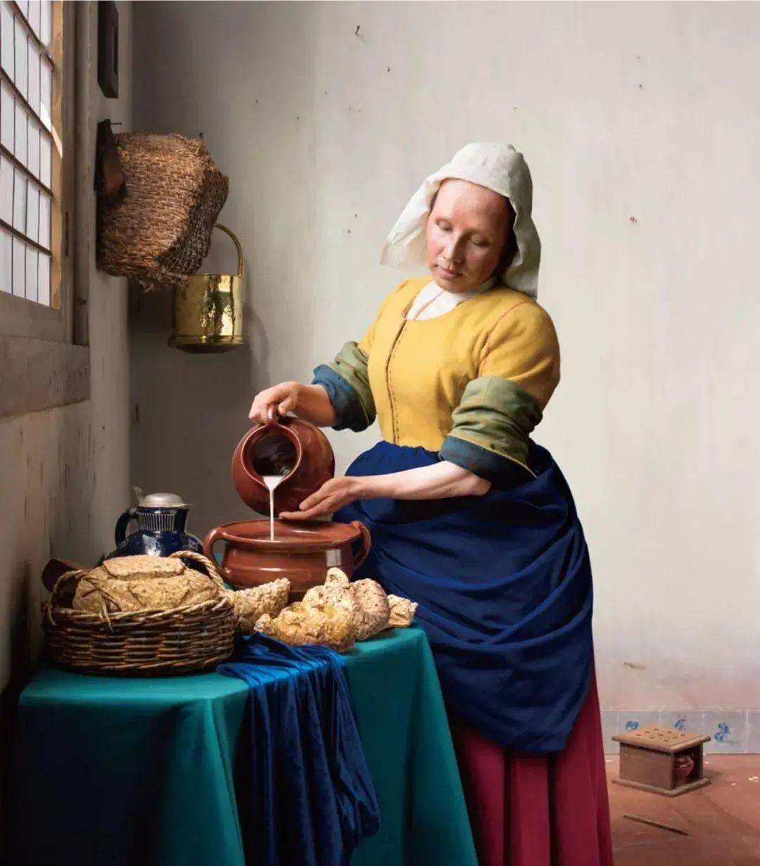 倒牛奶的女佣人戴珍珠耳环的少女虽然这些自拍无一不诙谐搞笑,但背后