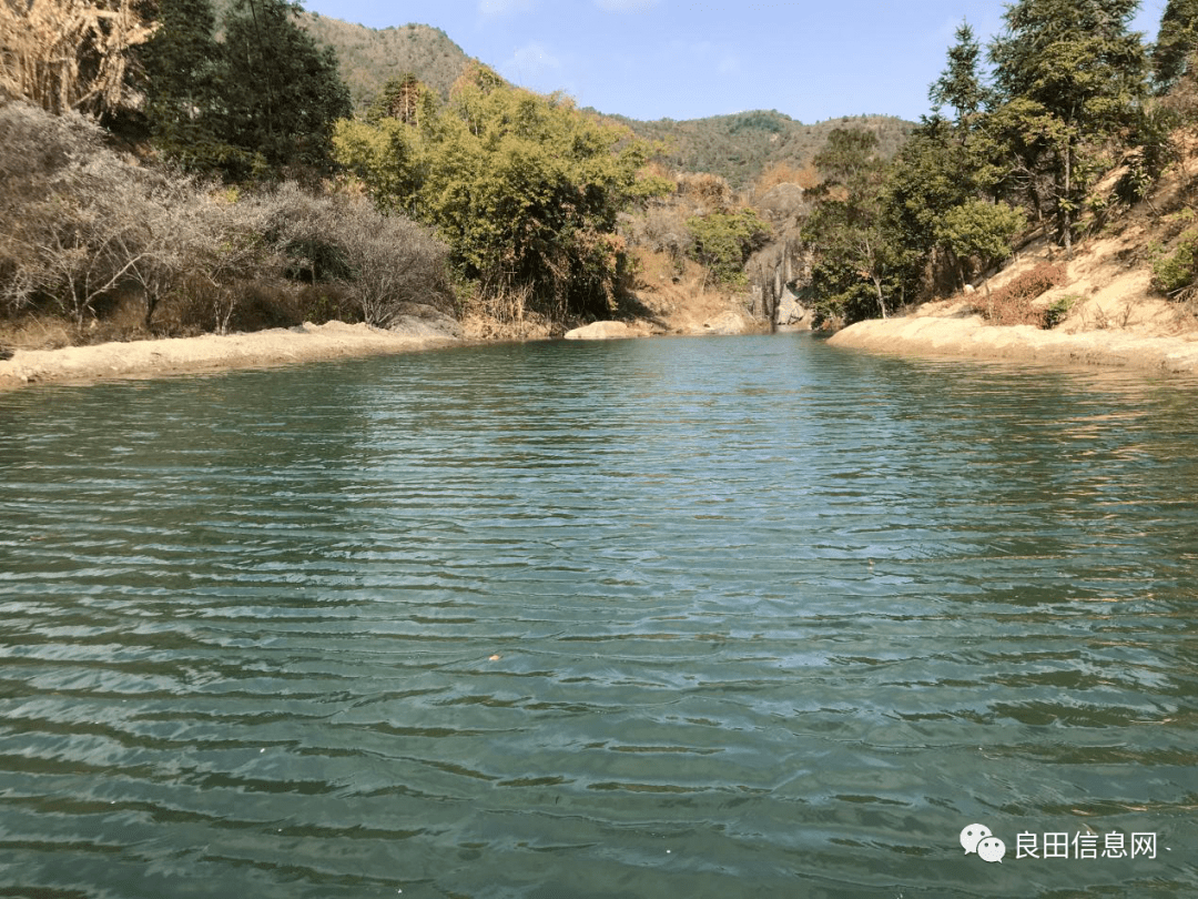 河水村:青山绿水带笑颜_马塘