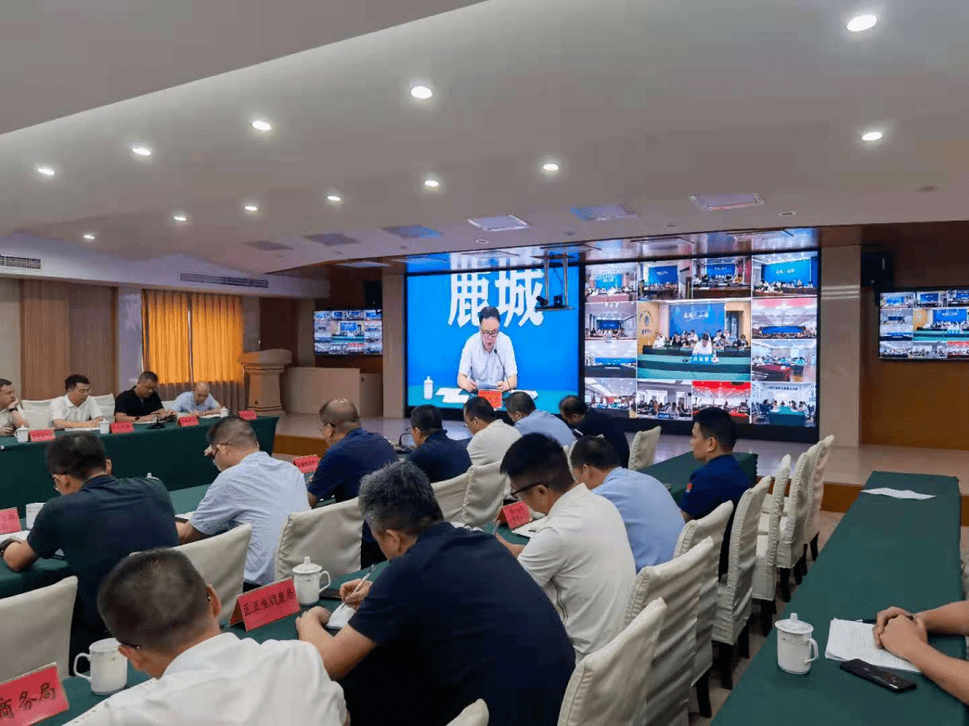 6月16日,鹿城区举行"6·16安全宣传咨询日"活动暨开展2021年度防汛