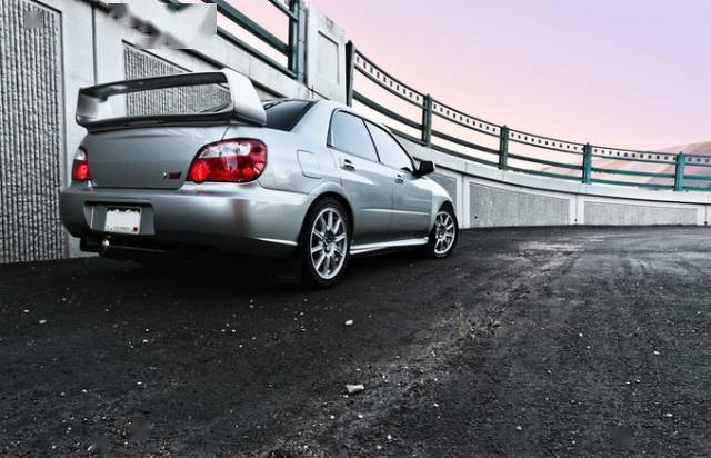 subaru八代翼豹sti