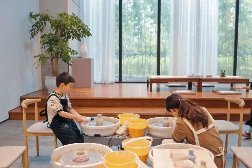 上海独家首发观陶艺术馆遛娃新晋占地7000㎡的陶瓷艺术馆699含1大1小