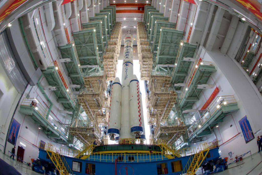 运载火箭|多图直击 | 神舟十二号载人飞船发射成功，空间站迎来首批“入驻人员”