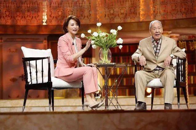 "——怀念许渊冲先生_董卿