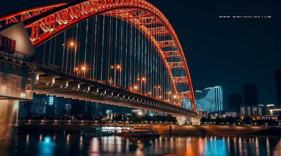 六渡桥站晴川桥忽然间满目都是放不下的风景让离愁别绪变得迫切又具体