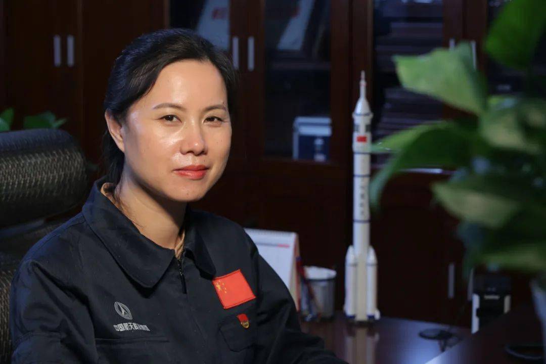 神州十二号成功发射,那些逐梦星空的清华校友_载人航天