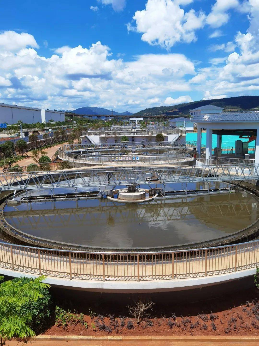 一线传真普大喜奔昆明市阳宗海两水项目三家村再生水厂正式运营获批