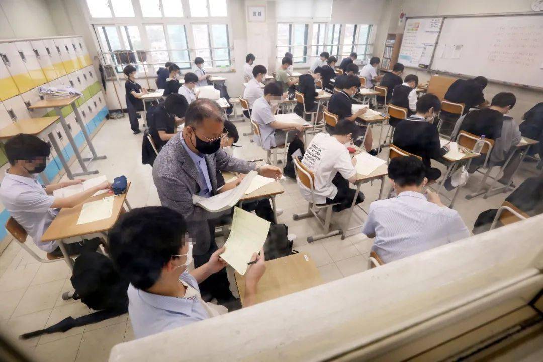 韩国人为了补课曾付出多少代价?