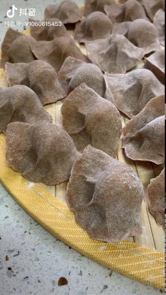 这饺子09像不像巧克力