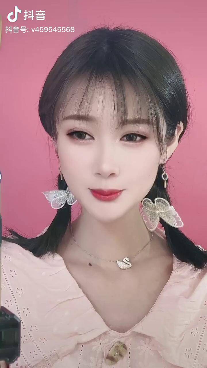 难怪抖音没有丑女人只要五官好美颜特效一开谁还不是个美女对吧神仙