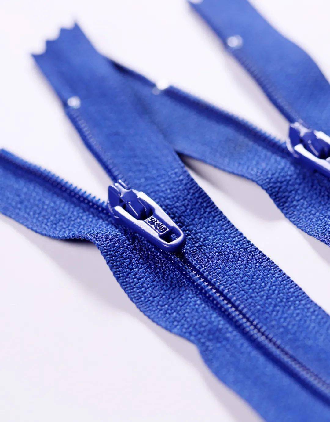 图|拉链自2020年7月起,sab与东华大学航天员专用服装系列研发项目组成