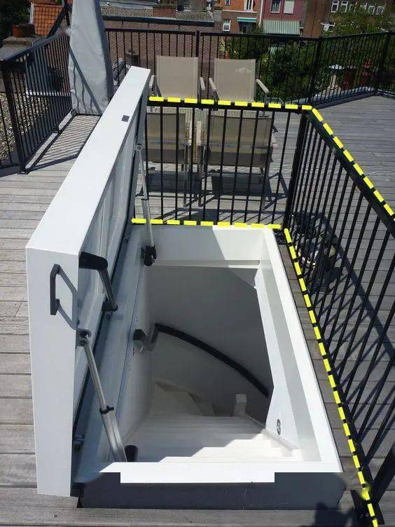 给你的屋顶开个天窗,太美太实用._楼梯