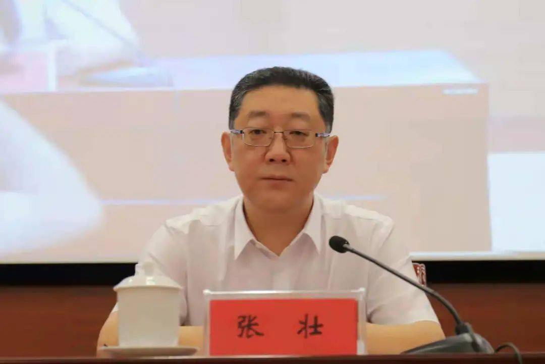 柳州市委副书记,市长张壮柳州市委常委,政法委书记,市禁毒委主任