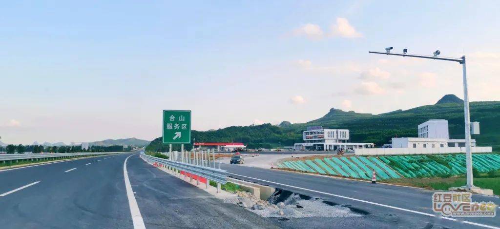 提前体验 "合山—忻城" 高速风光_高速公路