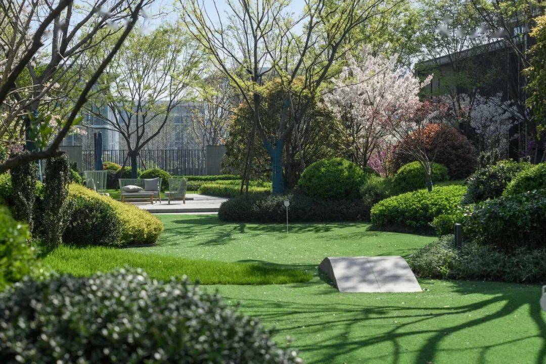 植物营造住宅大区景观空间