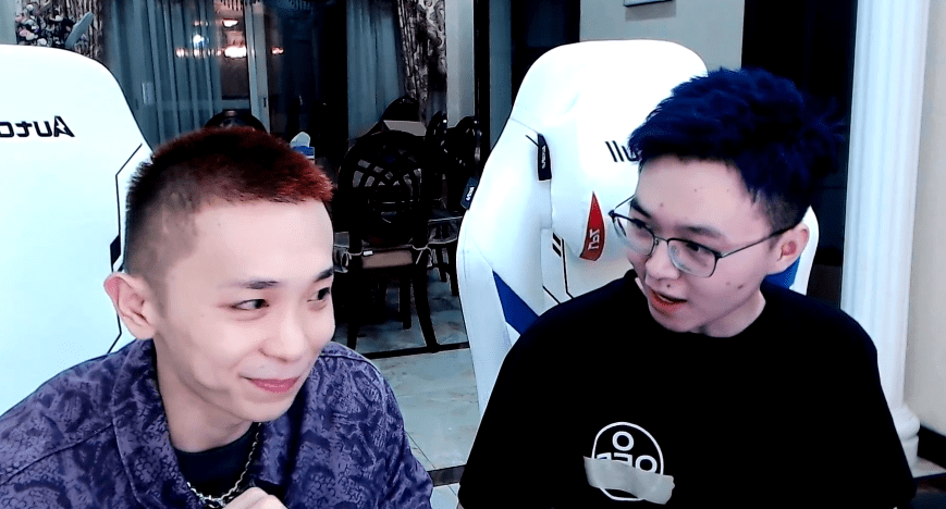 斗鱼云顶之弈两周年晚会:卷子cos腕豪,梨落获得技术大牛奖