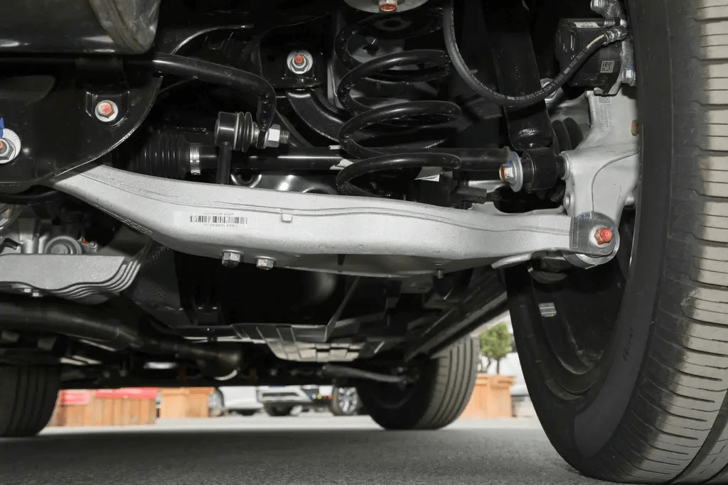 全系配20t发动机48v轻混轴距2915mmwey摩卡首推两驱特浓版