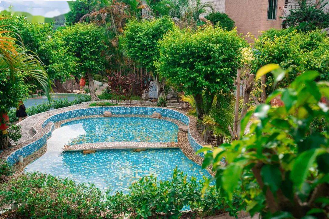 99元住白云温泉山庄彩云楼无限次畅泡真温泉游山水泳池