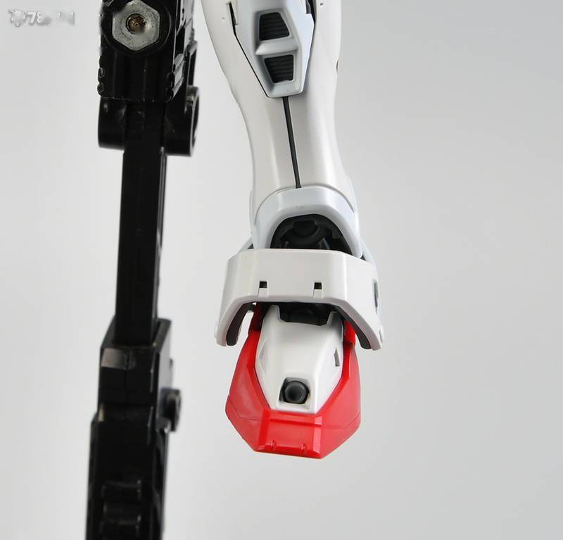 78官测:万代 rg系列 飞翼高达