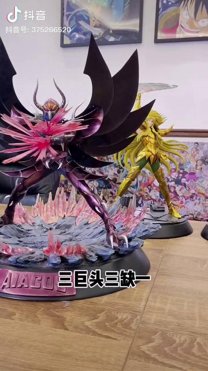 冥界三巨头集齐了十二宫还要多久呢手办圣斗士星矢冥界三巨头米诺斯