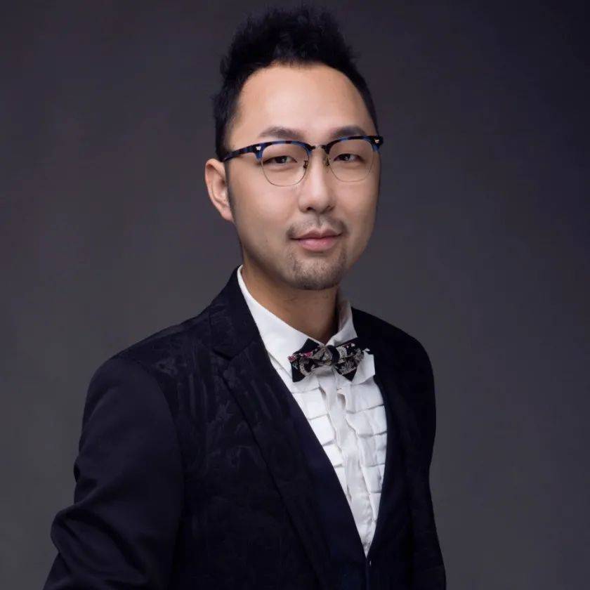 郭旭东▲何昕玥▲元春▲李倩▲郑玥▲陕西广电融媒体集团(台)主持人