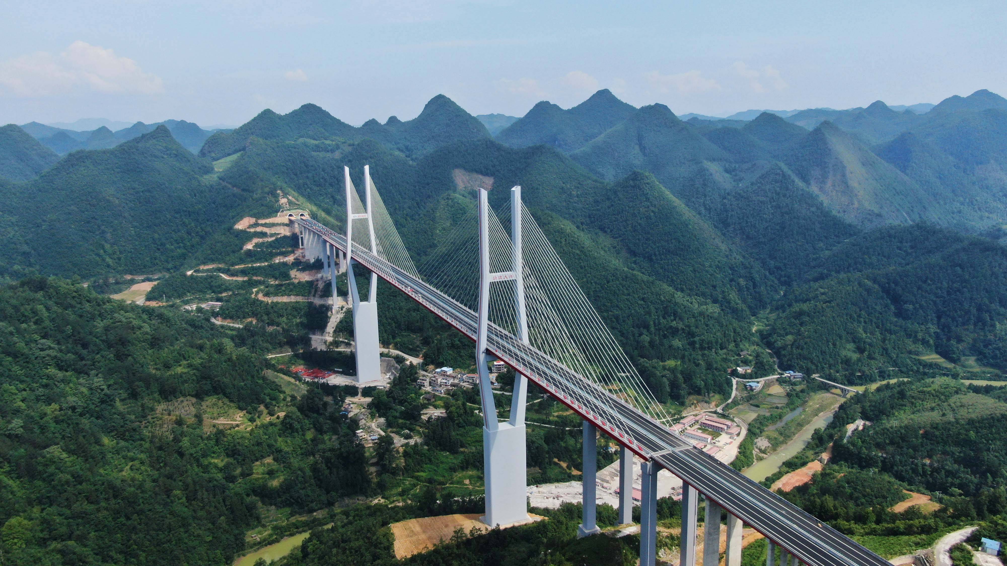 贵州高速集团运营高速公路里程再创新高!