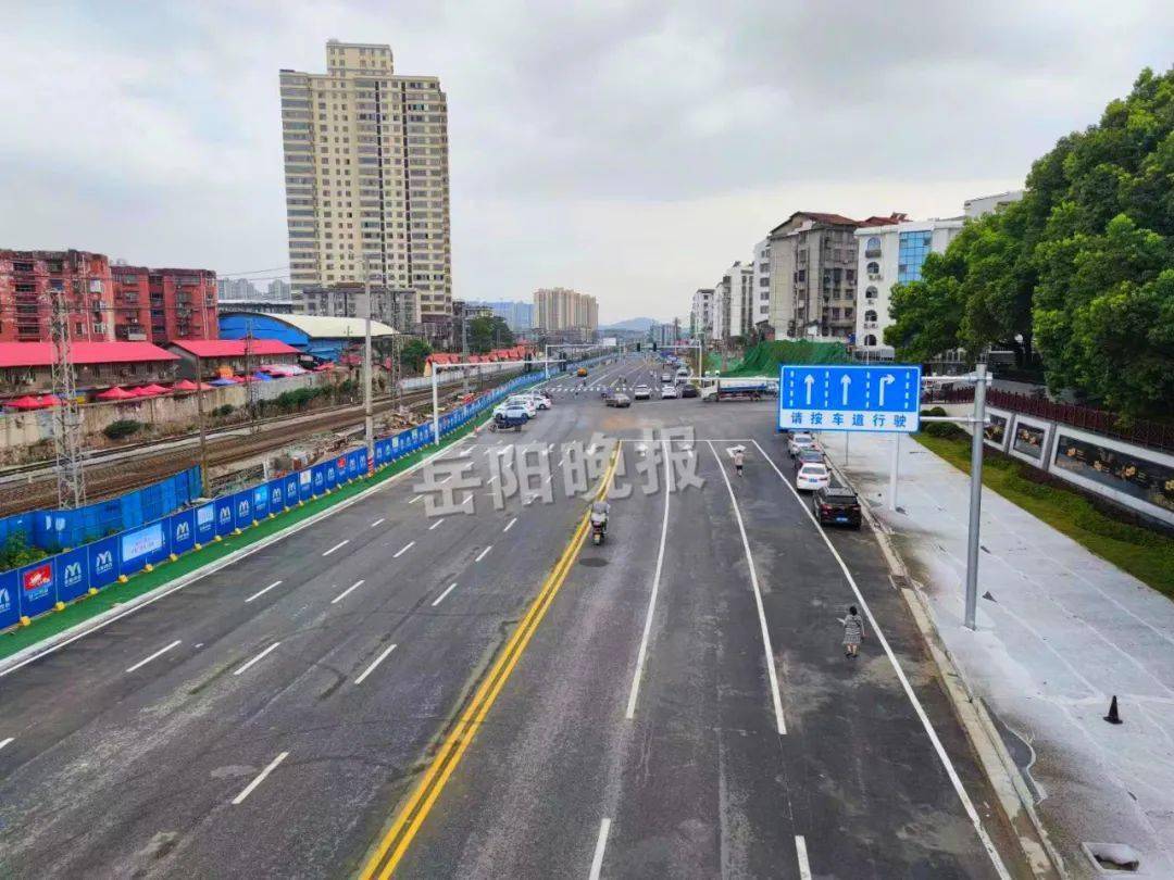 喜大普奔刚刚岳阳西环线全线试通车