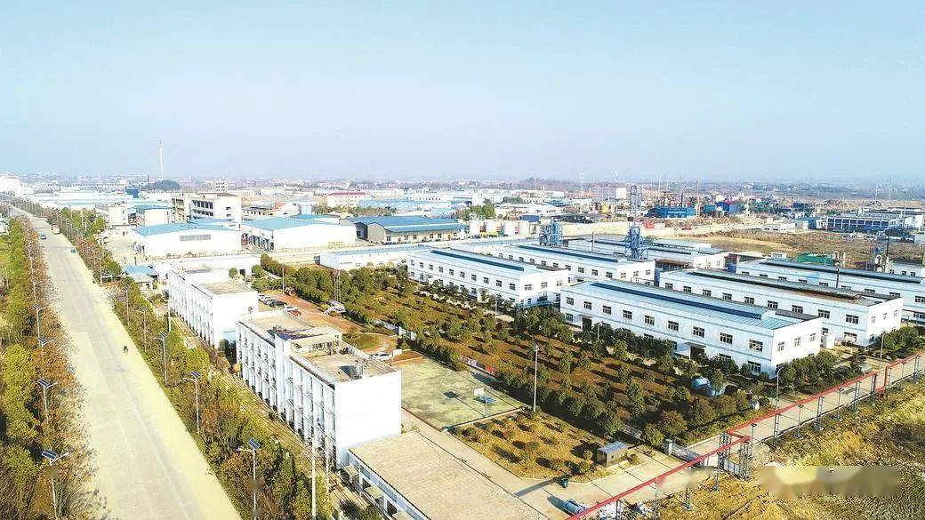 黄冈化工园向高端化精细化绿色化发展