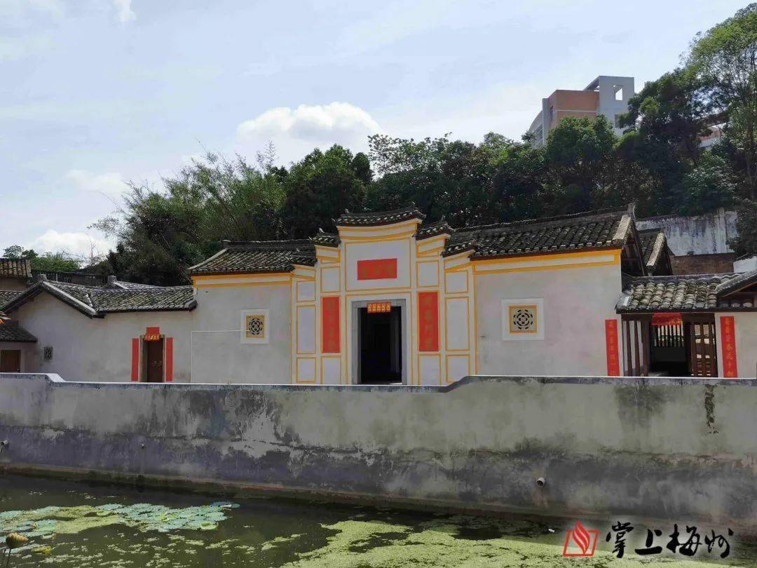 李国豪院士事迹陈列室部分民生实事简介:据悉,李国豪院士事迹陈列室