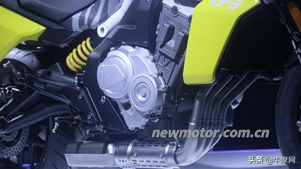 45800元奔达四缸复古巡航降临