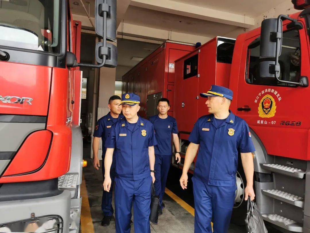 走企访民进站驻班张宝主任到北仑消防大队蹲点督导建党百年消防安保