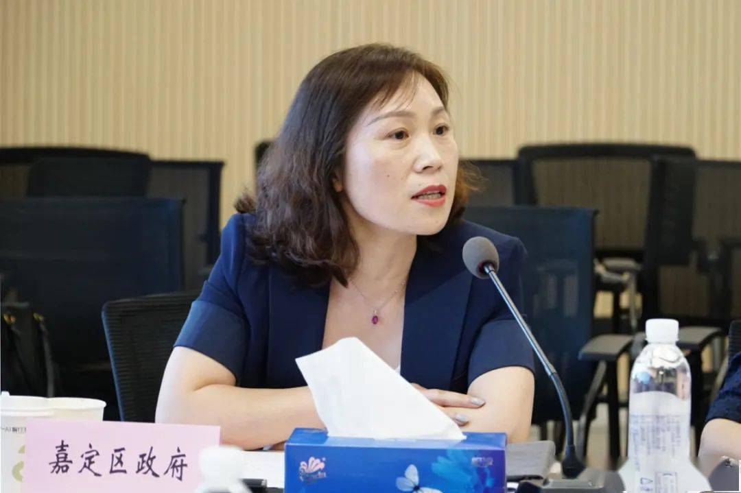 徐慧表示嘉定作为汽车产业,汽车创新生态高度集聚的区域,目前正积极