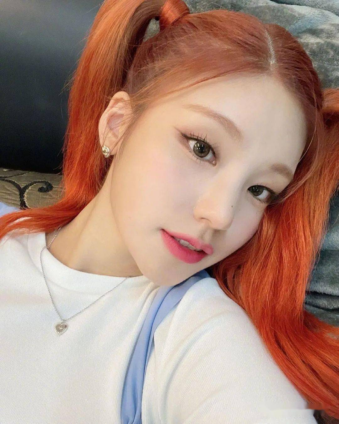 这位女团爱豆真的好适合橙发啊夏日清凉美女