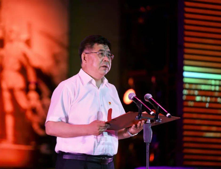 自治区司法厅党委书记,厅长白永平出席活动并致辞.