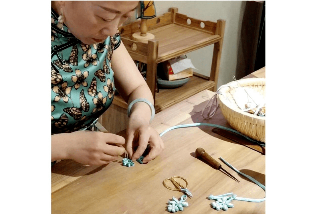 第六批非物质文化遗产代表性项目线上推介五大祥刘氏传统旗袍制作技艺