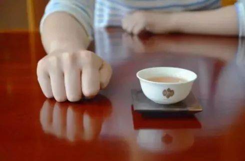 礼仪干货|茶桌见人品,这些茶礼仪你知多少_进行