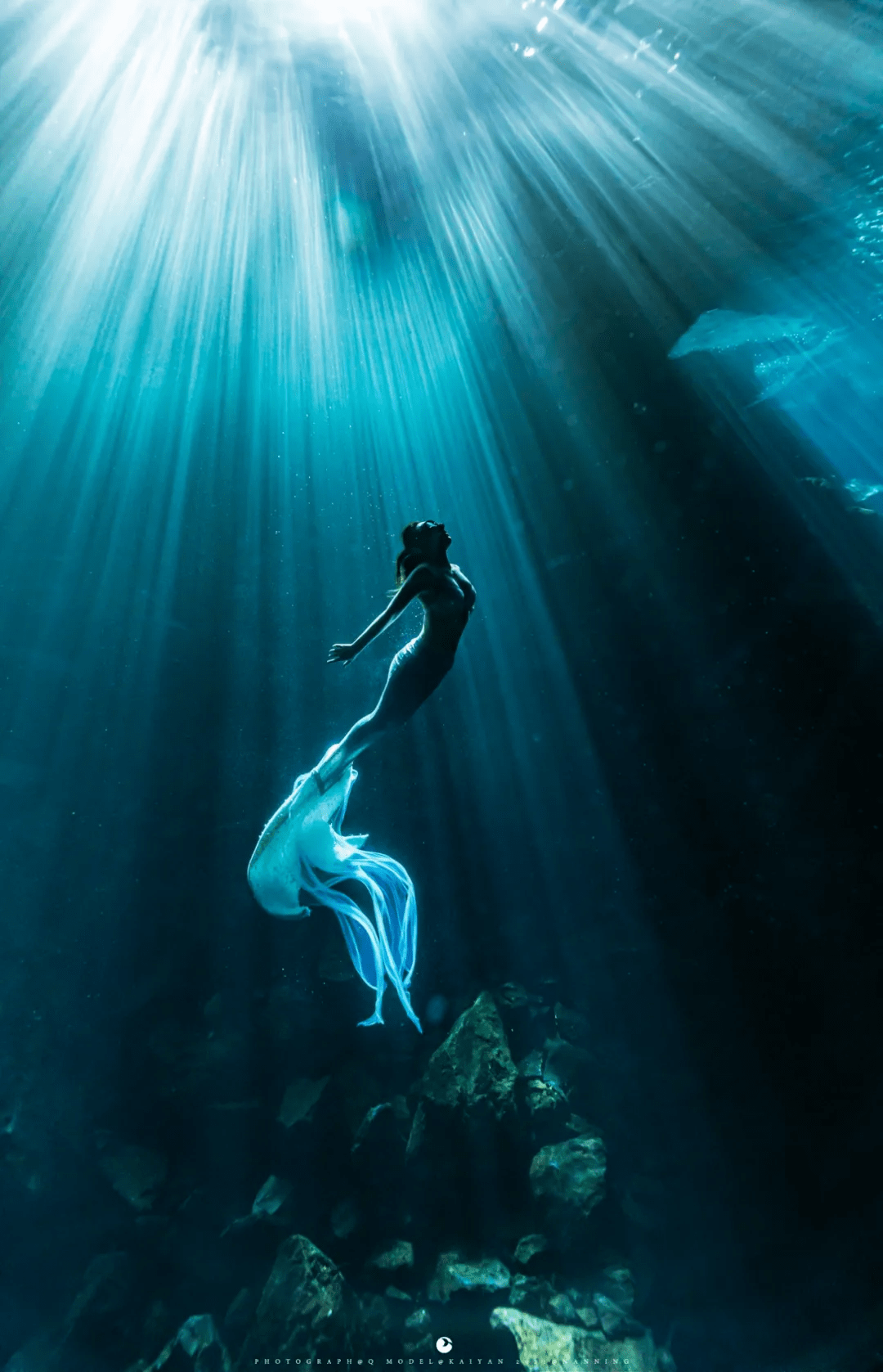 潜水员你相信光吗