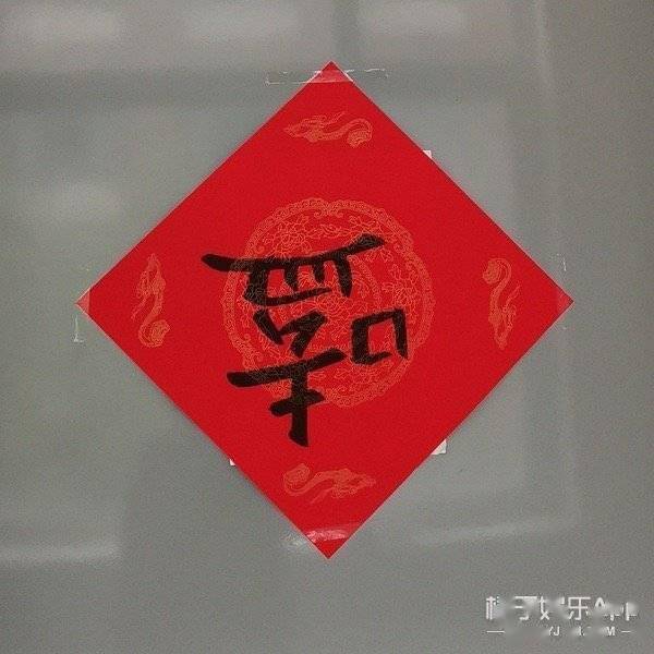 cr|见过奥特曼和迪丽热巴的cp吗？这份史上最离谱cp合集，教你磕！