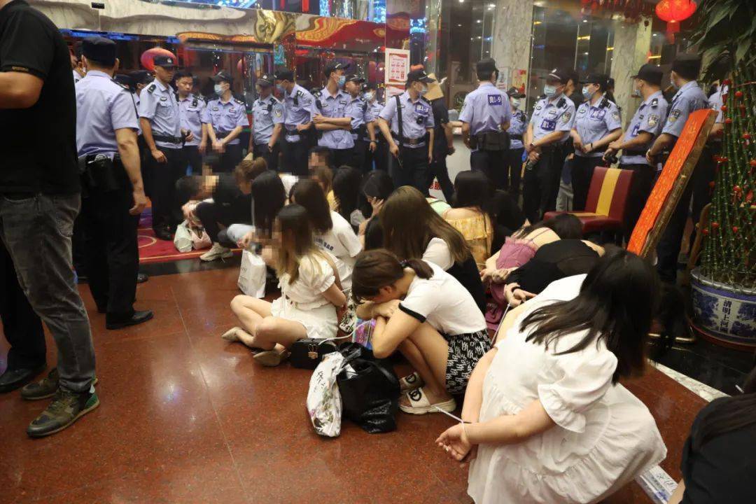 阳江扫黄!抓了一大批技师!_警方