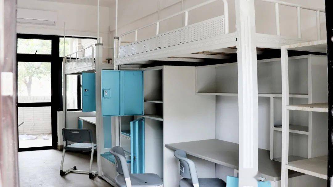 曝光大学新校区实拍图宿舍高大上