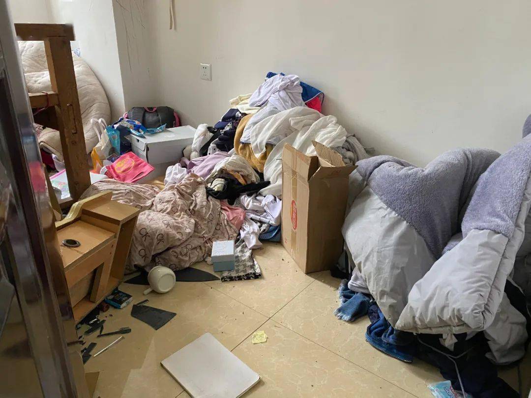文山一男子租房半年离开后的房屋画面令人惊呆了