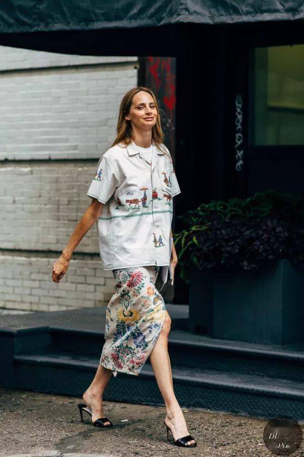 共和|夏季最美的上衣来了！显瘦时髦又高级，必火！！