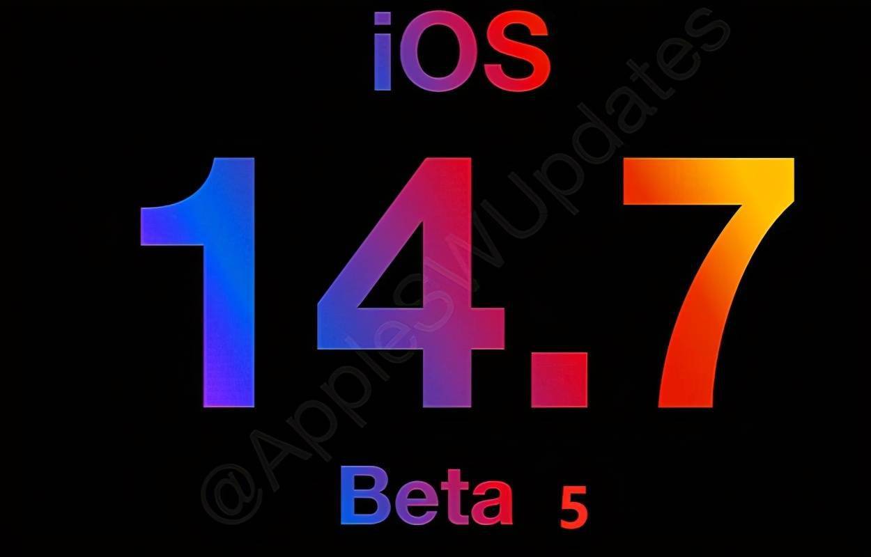 而且,苹果手机引以为傲的ios系统在近两年的市场中也出现了不同程度的