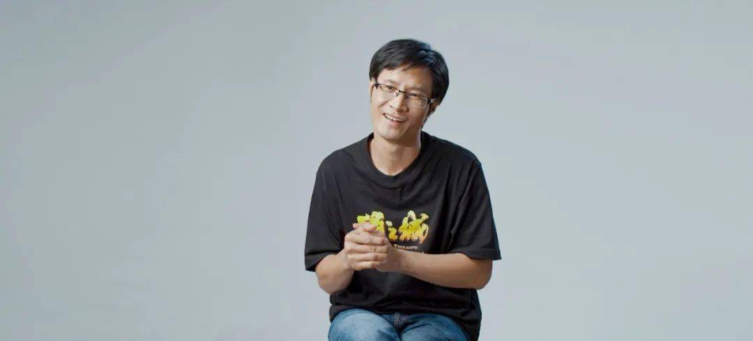 导演林永长 我们专访了出品人尚琳琳、导演林永长， 他们说这个故事的核心是寻找自我