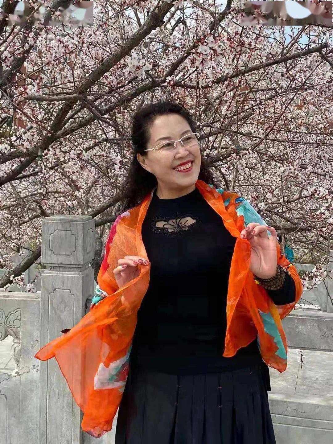 星期八邀你朗读王淑兰我骄傲我自豪我是中国人诵读馨荷诗语