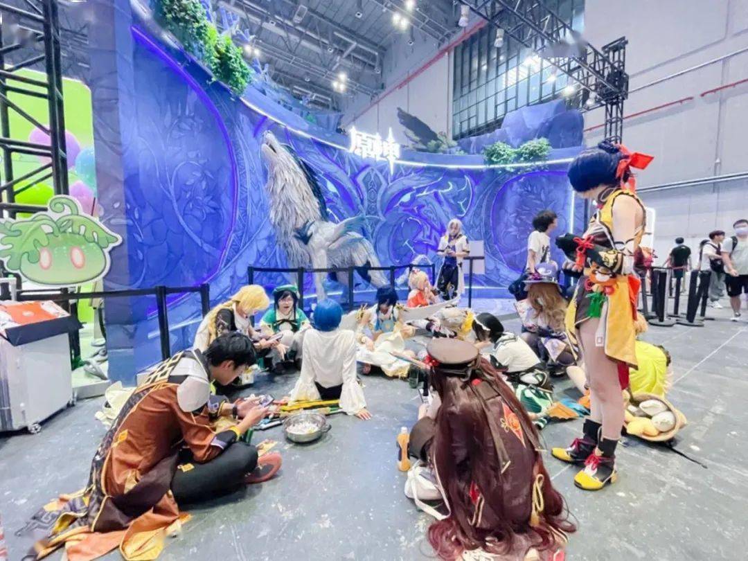 线上逛展bw2021漫展上的硬件和coser们