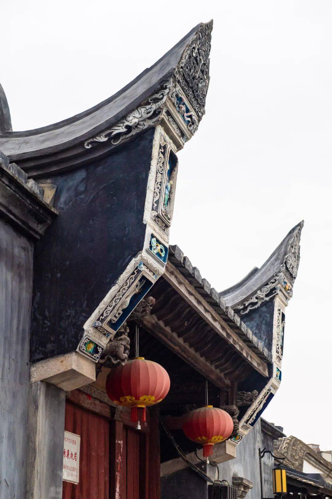 白瓦青檐马鞍墙……从传统建筑中寻找闽都文化记忆_古厝