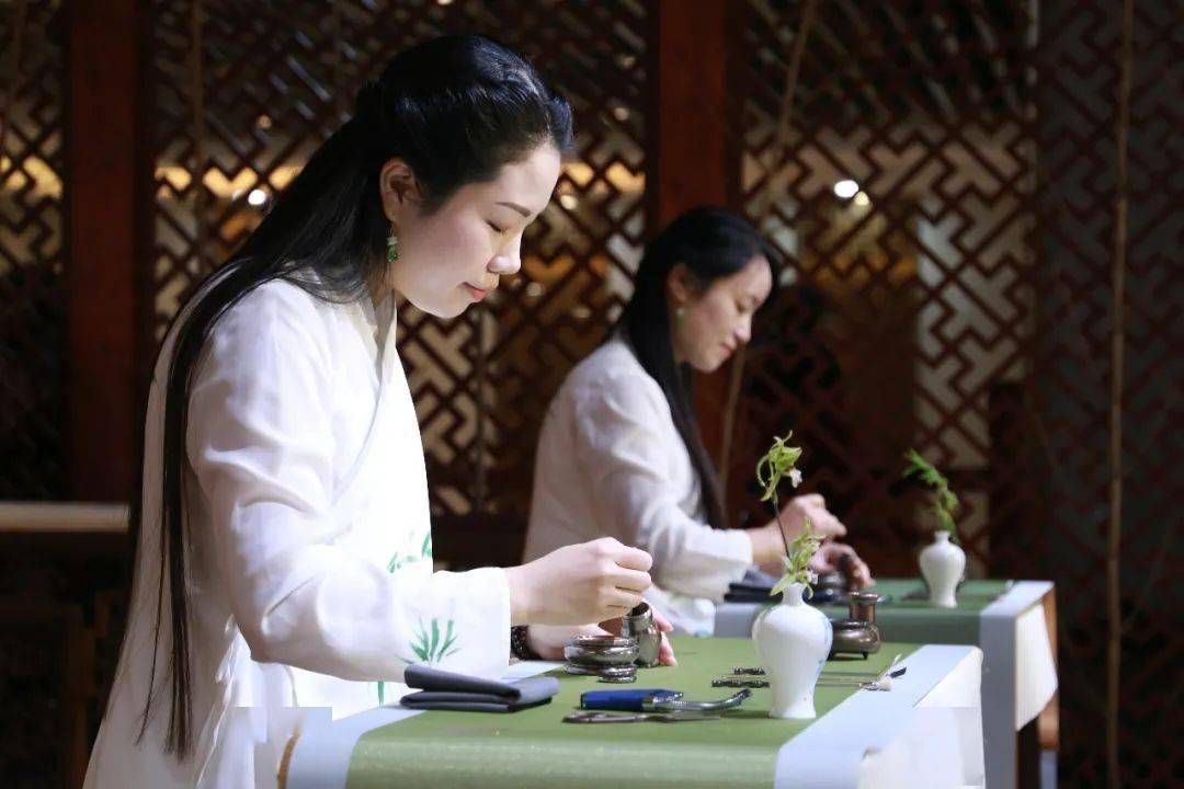 永春香道师刘珊娜:因香而生~依香而美