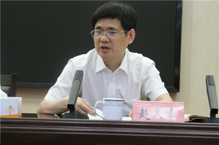 坚定信心鼓干劲 凝心聚力促发展 六合经济开发区上半