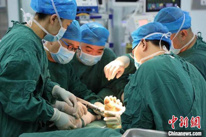援助|浙江台州民营医院援助新疆阿拉尔 半月填补多项技术空白