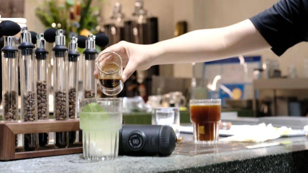 来袭|夏日来袭 | 带上凯迪拉克联名系列随心出发